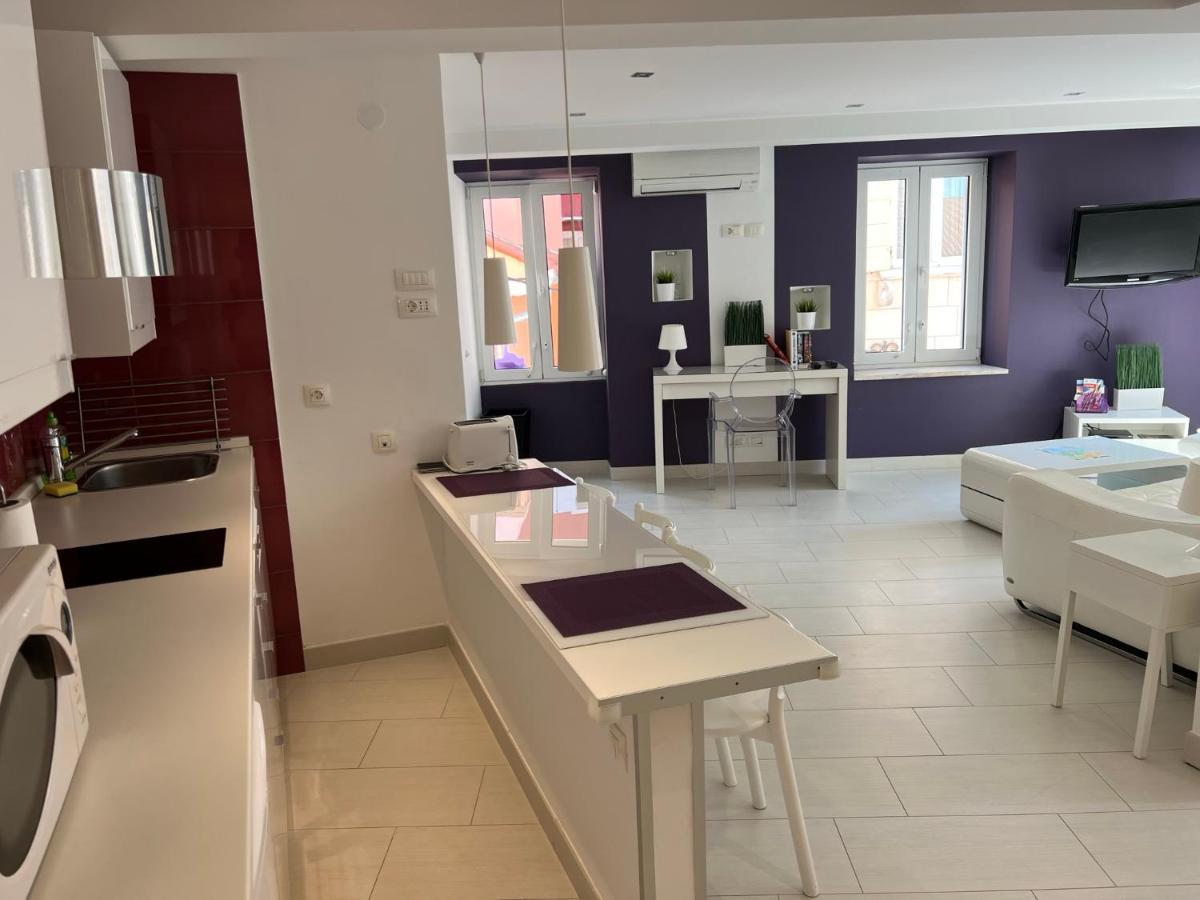 Costantini 10 Apartmán *