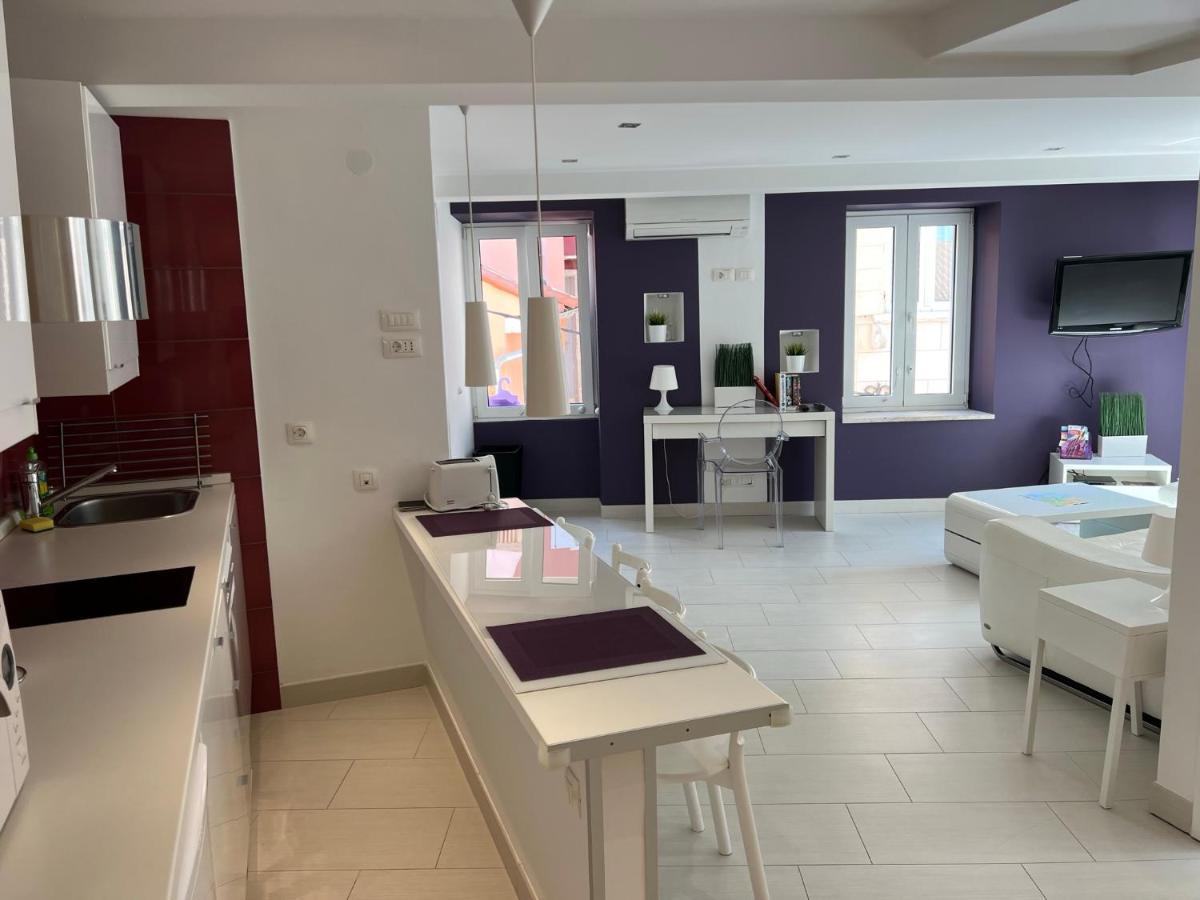 Costantini 10 Apartmán *